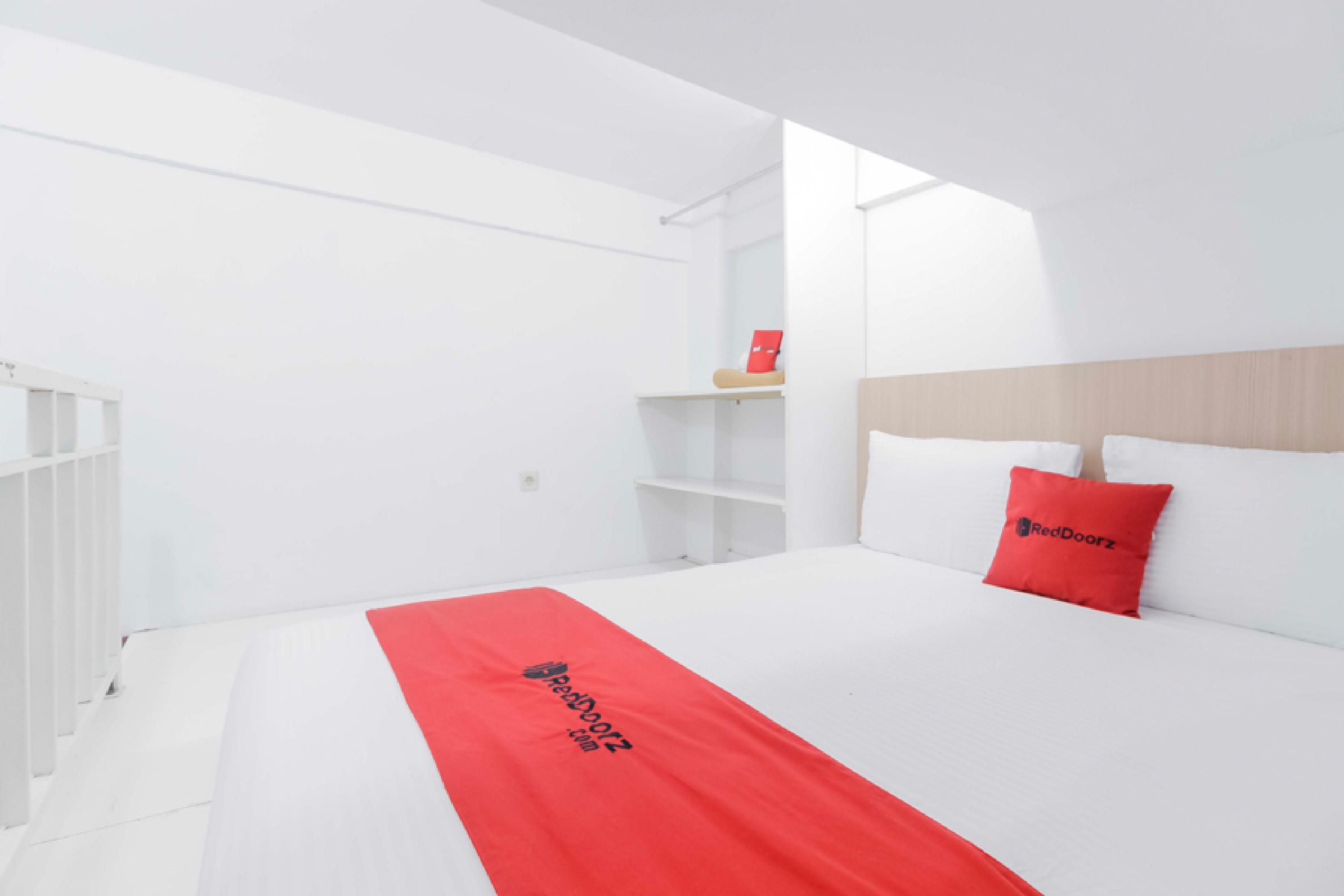 Reddoorz Near Hayam Wuruk Plaza Hotel Jakarta Exterior foto